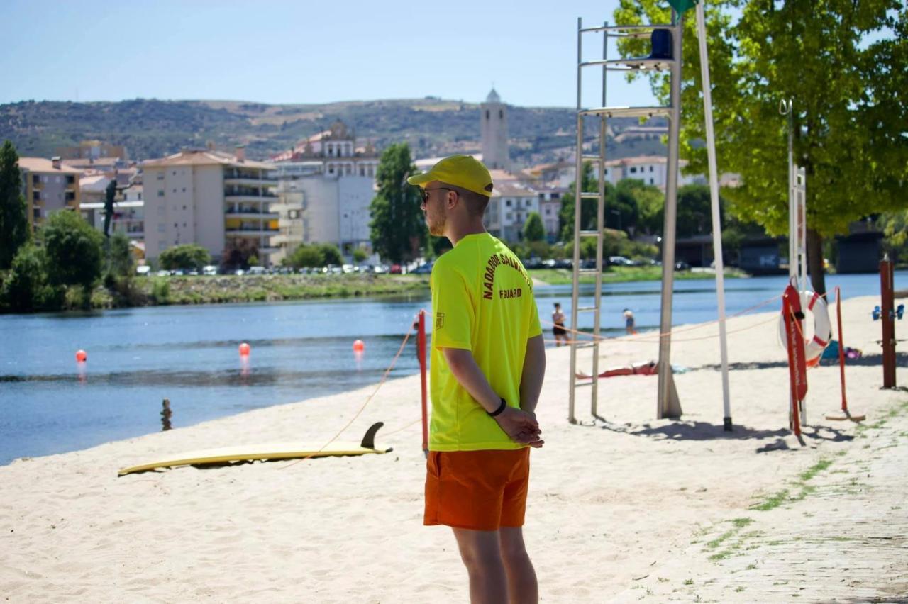 Apartamento Trav. Santa Luzia Mirandela Exteriör bild